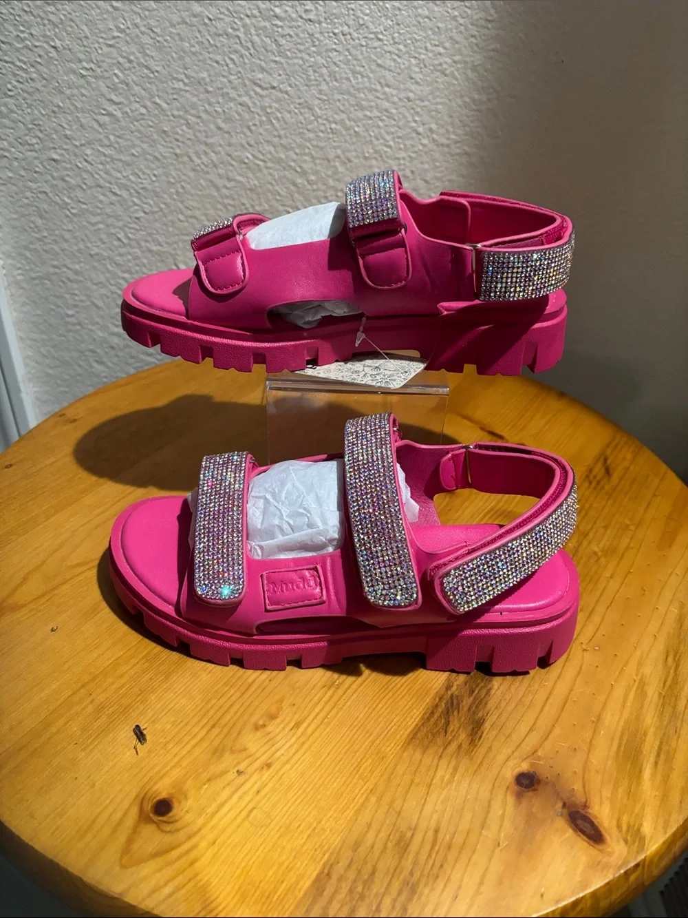 Mudd Girls Fuschia Rhinestone Strap Sandals 2 NWT